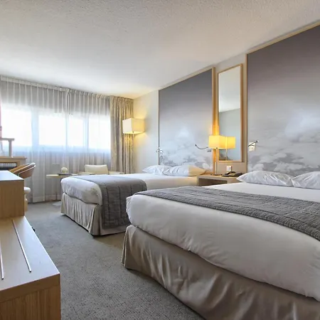 Paris Cdg Airport 4*