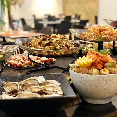 Hotel Paris Cdg Airport 4*