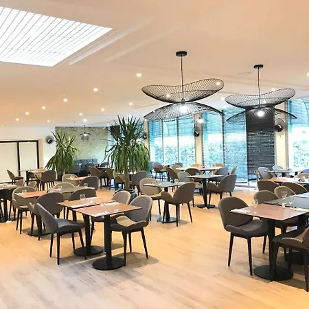 Hotel Paris Cdg Airport 4*