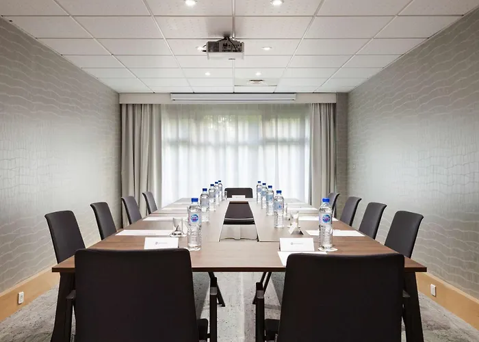 Paris Cdg Airport מלון