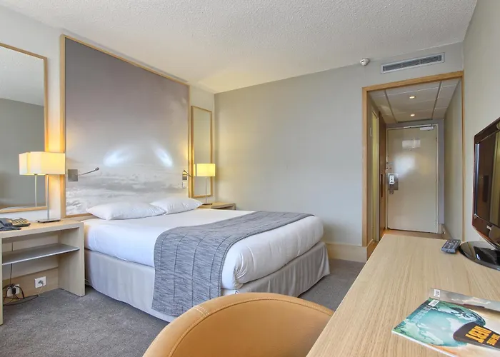 Paris Cdg Airport מלון רואיסי-אן-פרנס