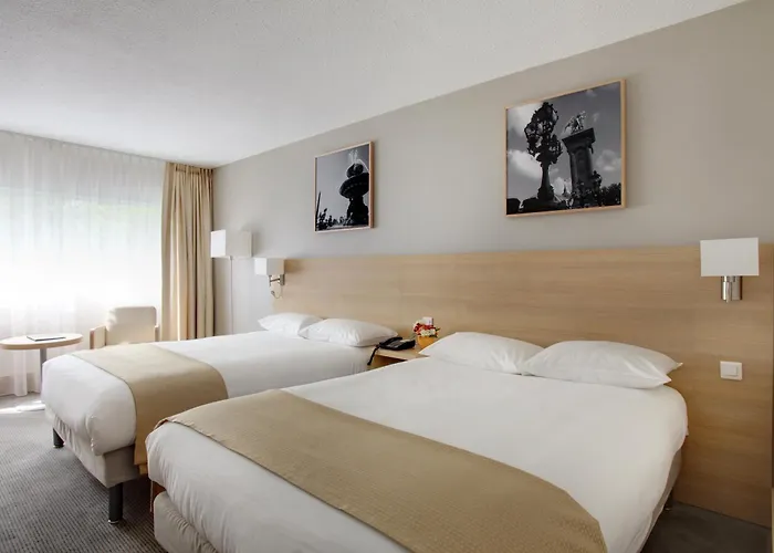 Paris Cdg Airport מלון רואיסי-אן-פרנס